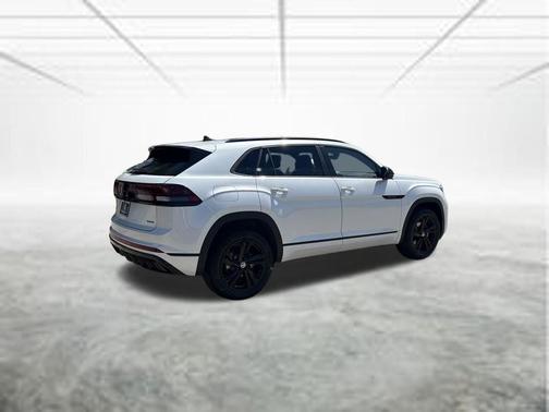 Opal White Pearl 2026 Volkswagen Atlas Cross Sport 2.0T SEL R-Line Black