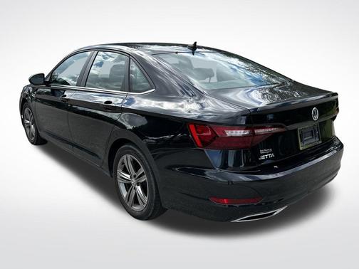 2021 Volkswagen Jetta 1.4T R-Line