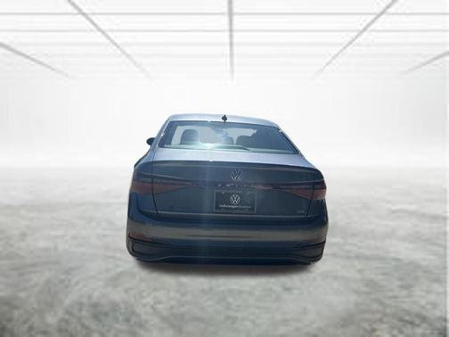 Platinum Gray Metallic 2026 Volkswagen Jetta 1.5T SE