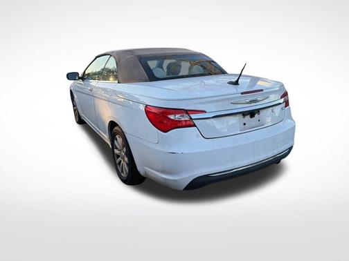 2012 Chrysler 200 Touring