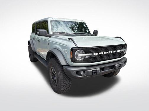 Cactus Green / Gray 2023 Ford Bronco Wildtrak