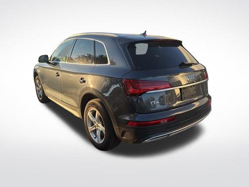 2023 Audi Q5 40 Premium