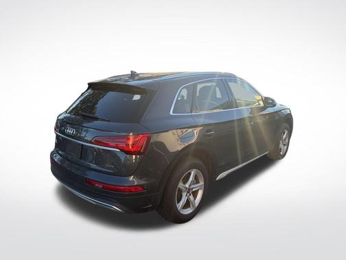 2023 Audi Q5 40 Premium