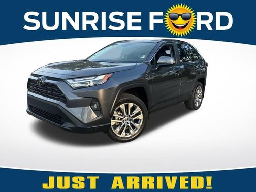 2023 Toyota RAV4 XLE Premium