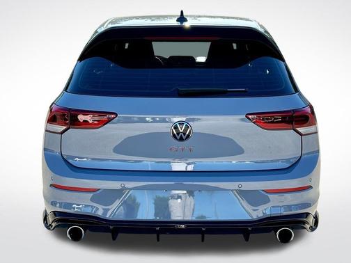 2022 Volkswagen Golf GTI 2.0T Autobahn
