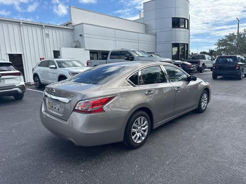 2015 Nissan Altima 2.5 S