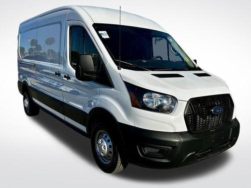 2022 Ford Transit-250 Base