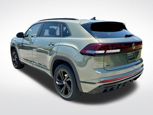 2025 Volkswagen Atlas Cross Sport 2.0T SEL R-Line Black