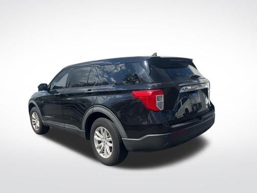 2021 Ford Explorer Base