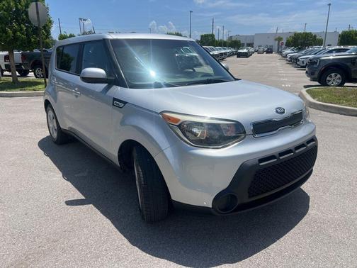 2016 Kia Soul Base