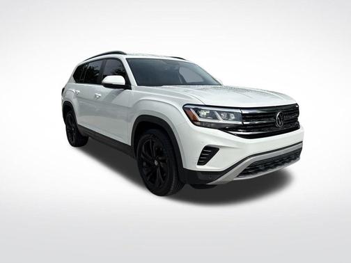 Pure White 2023 Volkswagen Atlas 3.6L SE w/Technology