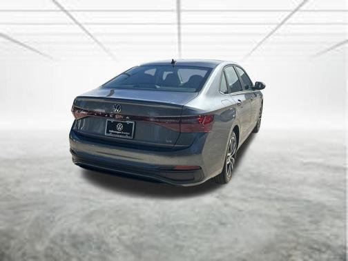 Platinum Gray Metallic 2026 Volkswagen Jetta 1.5T SE