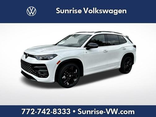 2026 Volkswagen Tiguan 2.0T SE R-Line Black