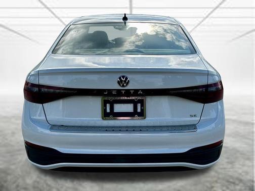 Opal White Pearl 2026 Volkswagen Jetta 1.5T SE