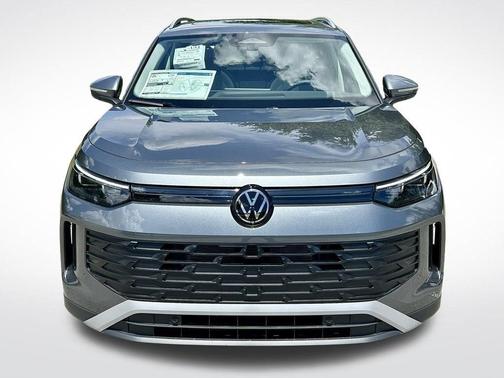 Gray 2026 Volkswagen Tiguan 2.0T SE