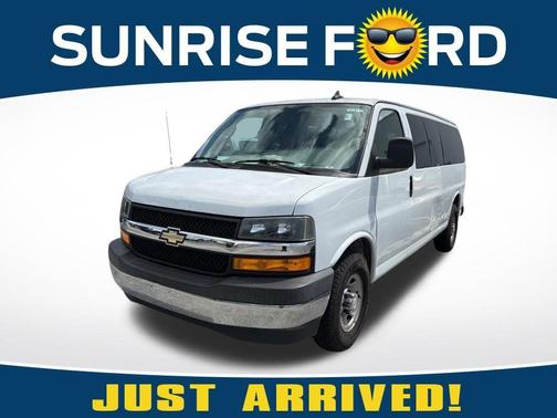2018 Chevrolet Express 3500 LT