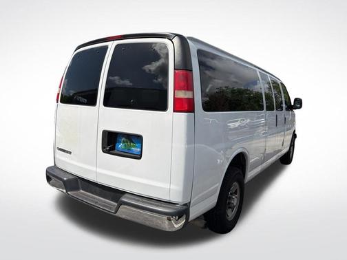 2018 Chevrolet Express 3500 LT