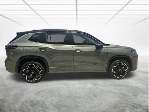 Green 2026 Volkswagen Tiguan 2.0T SEL R-Line Turbo