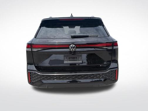 Deep Black Pearl Effect 2025 Volkswagen Tiguan 2.0T SE R-Line Black