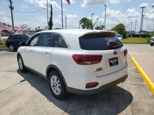 2020 Kia Sorento LX V6