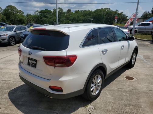 2020 Kia Sorento LX V6