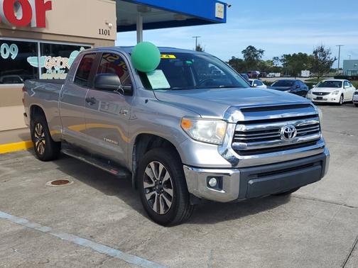 2017 Toyota Tundra SR5