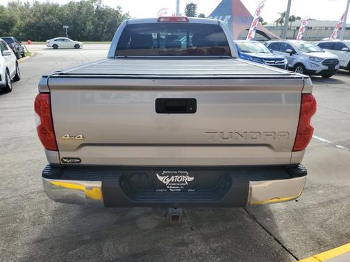 2017 Toyota Tundra SR5