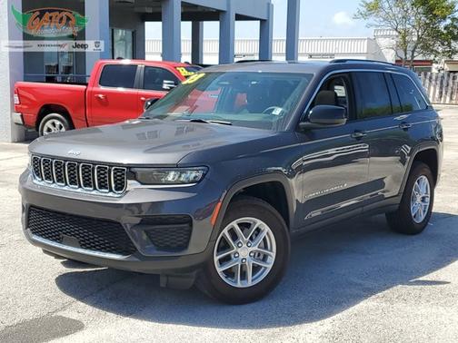 2023 Jeep Grand Cherokee Laredo X