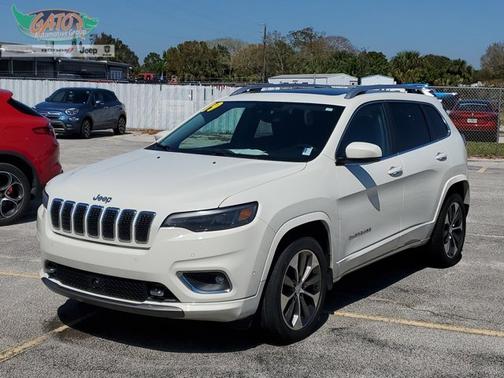 2019 Jeep Cherokee Overland