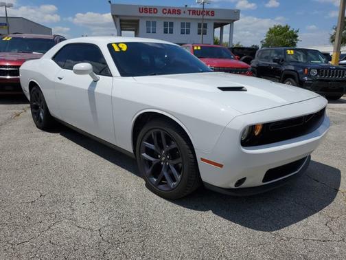 2019 Dodge Challenger SXT
