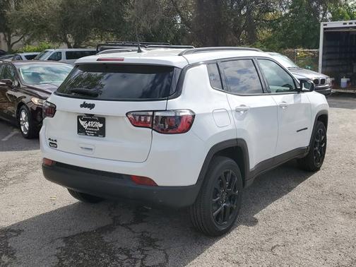 2025 Jeep Compass Latitude