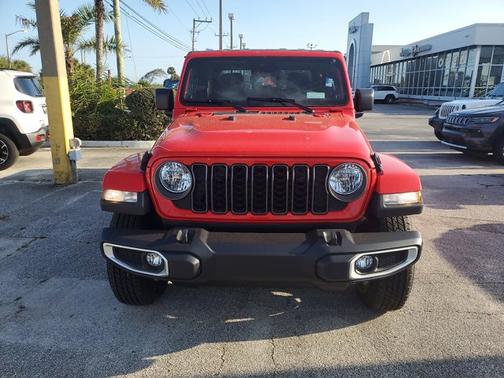 2024 Jeep Gladiator Sport S