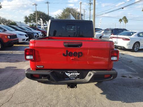 2024 Jeep Gladiator Sport S