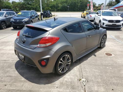 2016 Hyundai Veloster Turbo