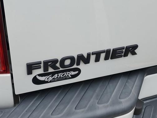 2021 Nissan Frontier SV