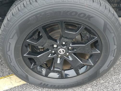 2021 Nissan Frontier SV