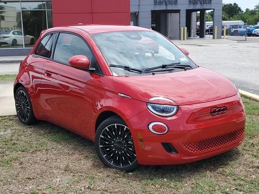 2024 FIAT 500e INSPI(RED)