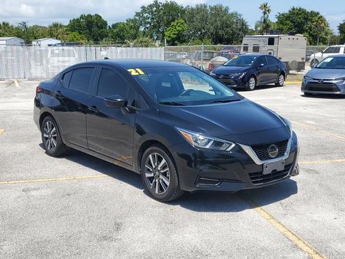 2021 Nissan Versa SV