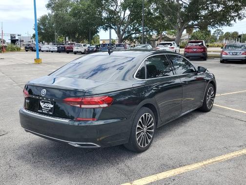 2022 Volkswagen Passat 2.0T Limited Edition