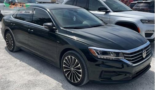 2022 Volkswagen Passat 2.0T Limited Edition