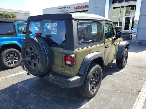 2025 Jeep Wrangler Sport