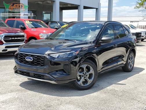 2023 Ford Escape ST-Line