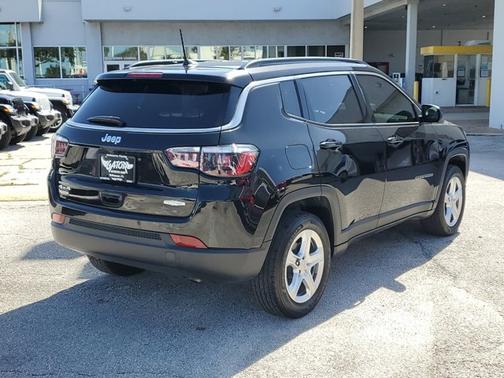 2023 Jeep Compass Latitude
