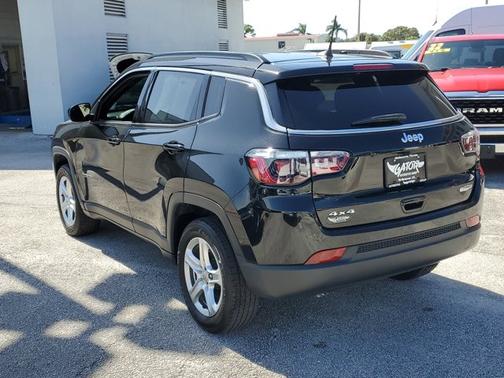 2023 Jeep Compass Latitude