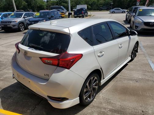 2016 Scion iM 