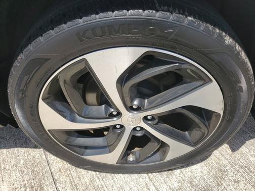 2016 Hyundai TUCSON Sport