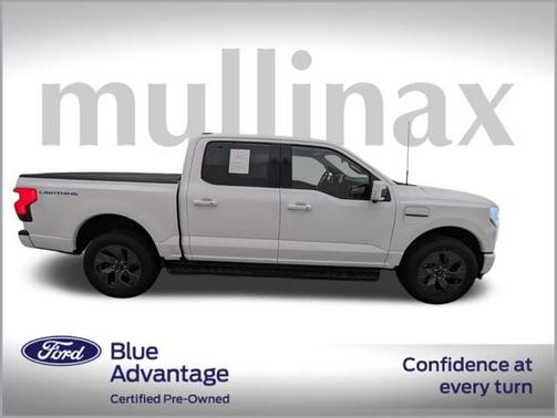 2023 Ford F-150 Lightning LARIAT