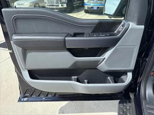 2025 Ford F-150 Lightning XLT