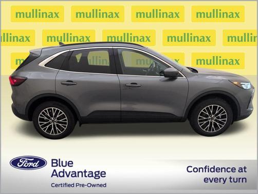 2025 Ford Escape PHEV SE