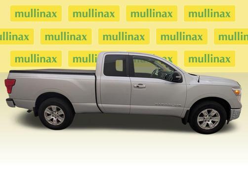 2018 Nissan Titan SV